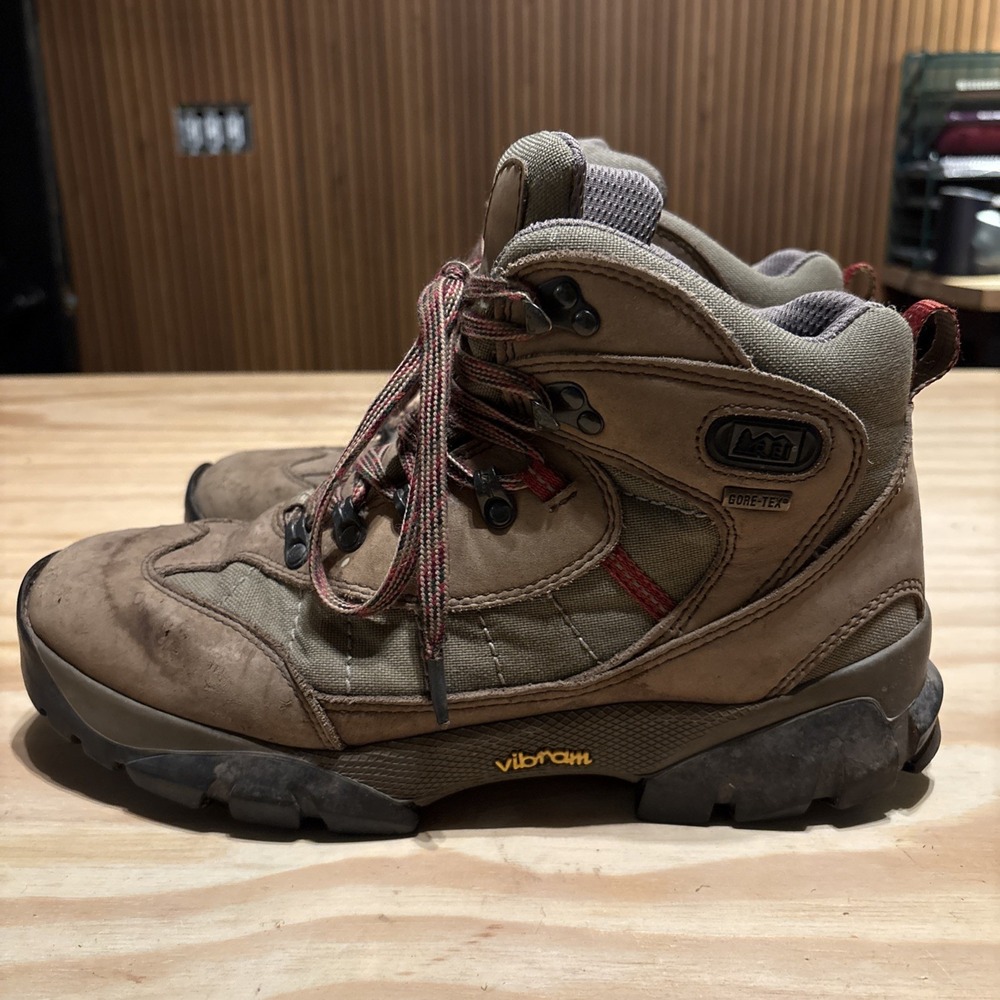 REI Monarch III GTX Hiking Boots Waterproof Vibram Mens Size 9 Gore Tex